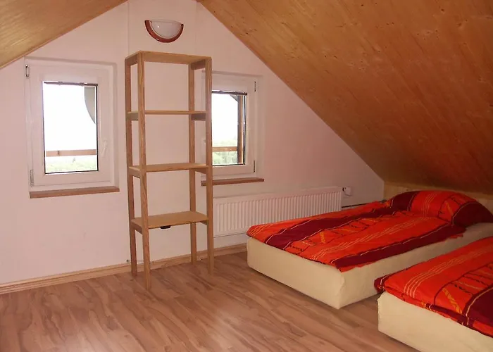 Ostruzina 10+2 Lipno nad Vltavou